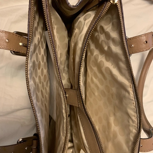 Kate spade purse - Picture 3 of 3